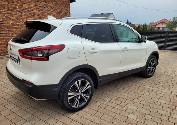 Nissan Qashqai cena 76900 przebieg: 94121, rok produkcji 2019 z Radomsko małe 301